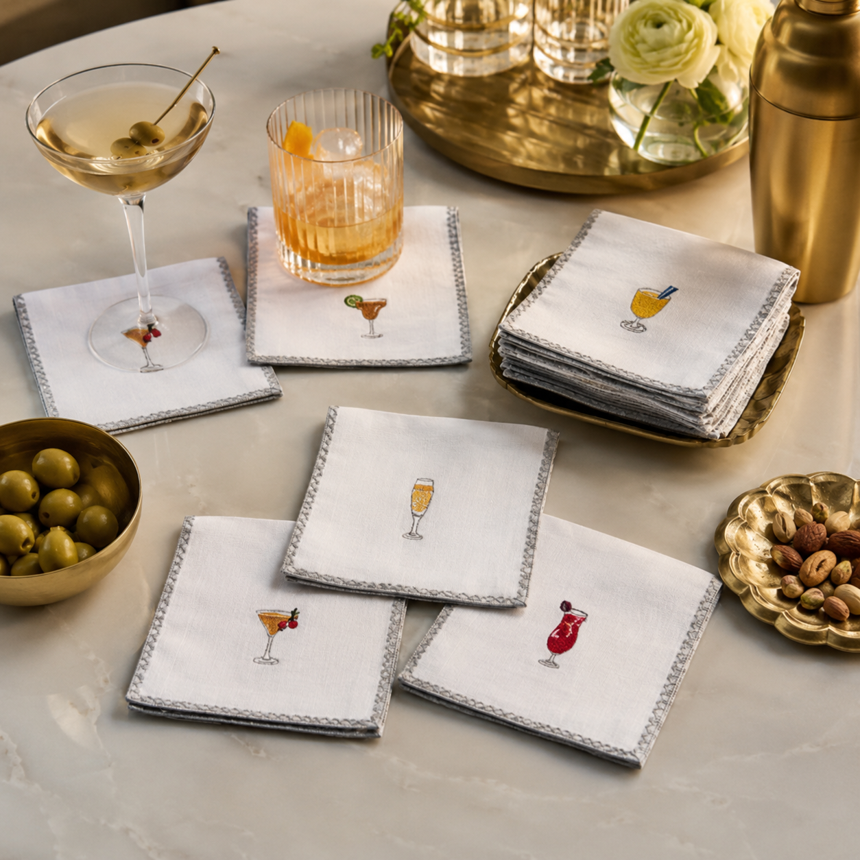 Kit de 6 Guardanapos de Coquetel Bordados